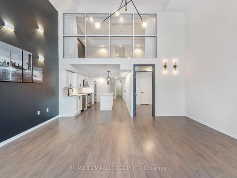 Photo 9 at 103 - 125 Western Battery Road, Niagara, Toronto