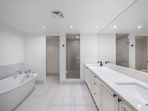 Photo 14 at 103 - 125 Western Battery Road, Niagara, Toronto