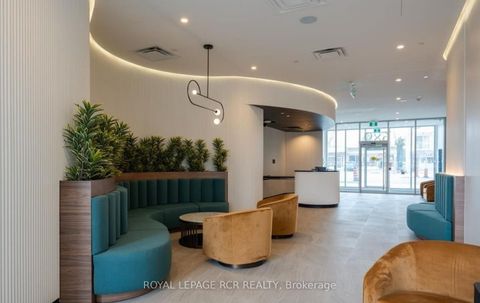 Photo 2 at 321 - 689 The Queensway, Queensway, Toronto