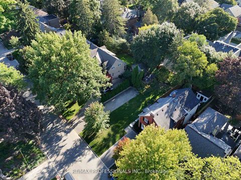 Photo 3 at 96 Dunedin Drive, Kingsway South, Toronto