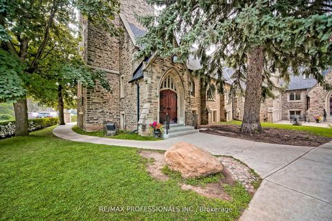 Photo 8 at 96 Dunedin Drive, Kingsway South, Toronto