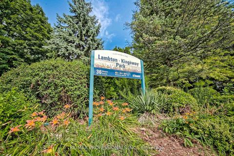 Photo 9 at 96 Dunedin Drive, Kingsway South, Toronto