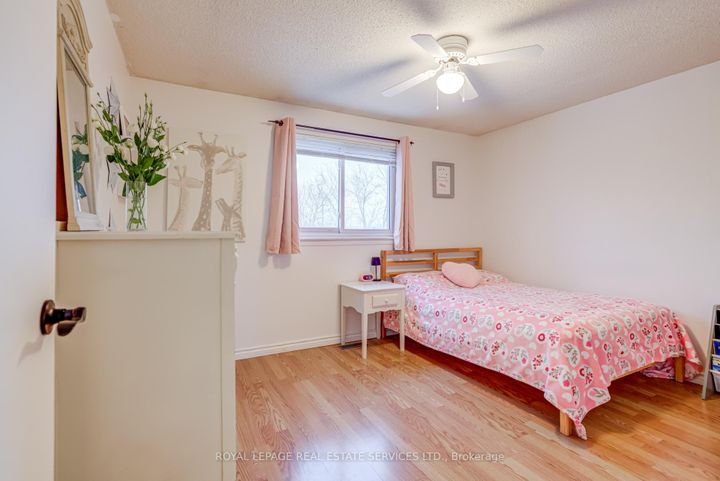 Photo 24 at 268 Britannia Avenue, Bradford, Bradford West Gwillimbury