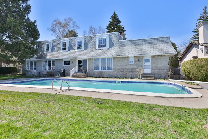 Photo 11 at 1460 Watersedge Road, Clarkson, Mississauga