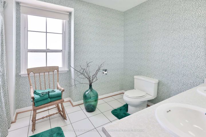 Photo 29 at 1460 Watersedge Road, Clarkson, Mississauga