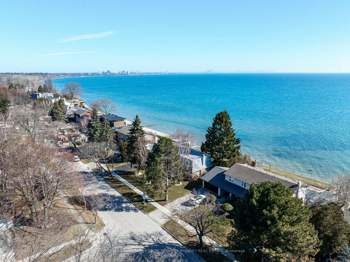 Photo 34 at 1460 Watersedge Road, Clarkson, Mississauga