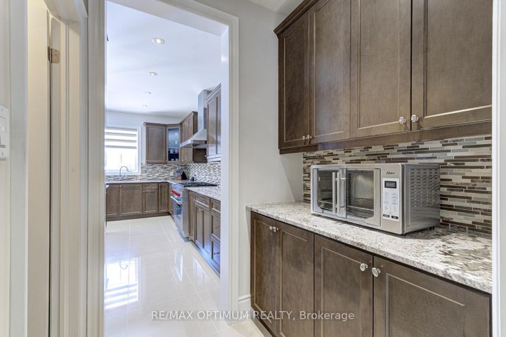 Photo 11 at 3 Hespeler Street, Bram West, Brampton