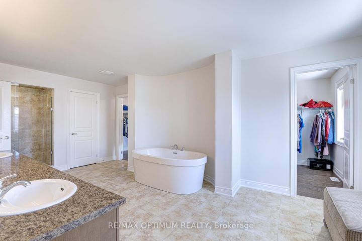 Photo 30 at 3 Hespeler Street, Bram West, Brampton