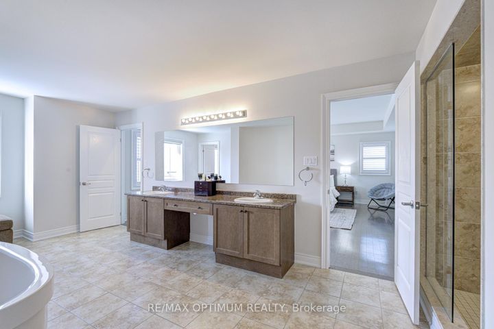 Photo 31 at 3 Hespeler Street, Bram West, Brampton