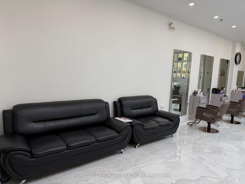 Photo 8 at 152 - 2900 Warden Avenue, L'Amoreaux, Toronto