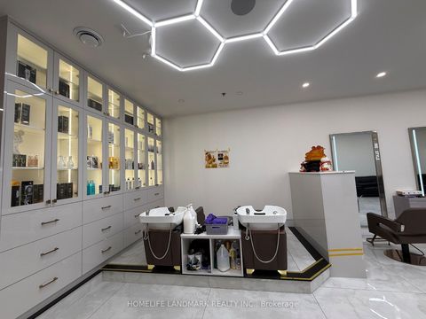 Photo 24 at 152 - 2900 Warden Avenue, L'Amoreaux, Toronto