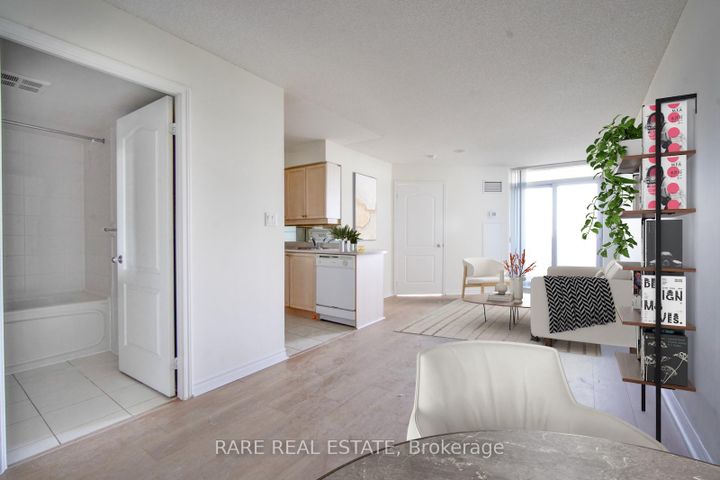 Photo 1 at 1306 - 3 Rean Drive, Bayview Village, Toronto