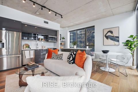 Photo 5 at 201 - 32 Trolley Crescent, Moss Park, Toronto