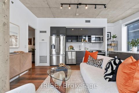 Photo 7 at 201 - 32 Trolley Crescent, Moss Park, Toronto