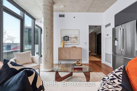 Photo 13 at 201 - 32 Trolley Crescent, Moss Park, Toronto