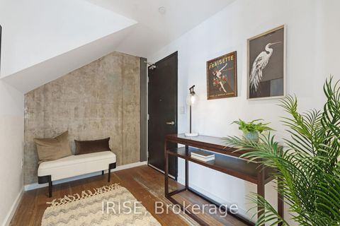 Photo 16 at 201 - 32 Trolley Crescent, Moss Park, Toronto