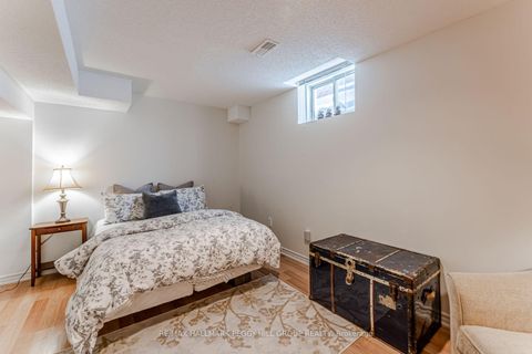 Photo 17 at 27 McAvoy Drive, Edgehill Drive, Barrie