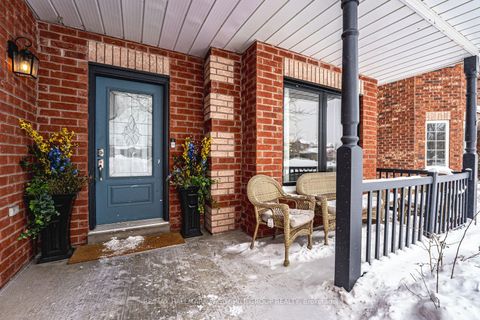 Photo 21 at 27 McAvoy Drive, Edgehill Drive, Barrie