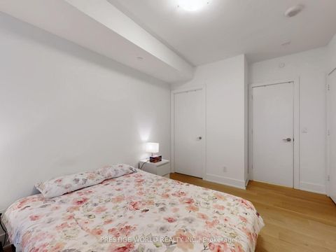 Photo 19 at 1401 - 200 Bloor Street West Street W, Annex, Toronto