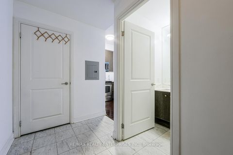 Photo 8 at 315 - 18 Yorkville Avenue, Annex, Toronto