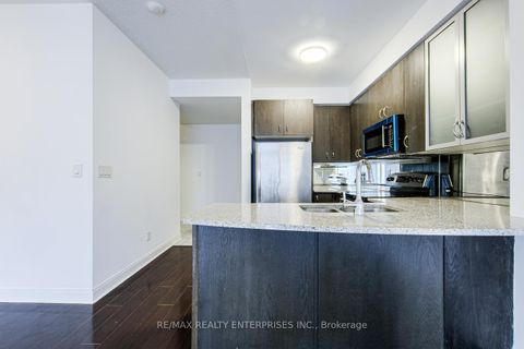 Photo 13 at 315 - 18 Yorkville Avenue, Annex, Toronto