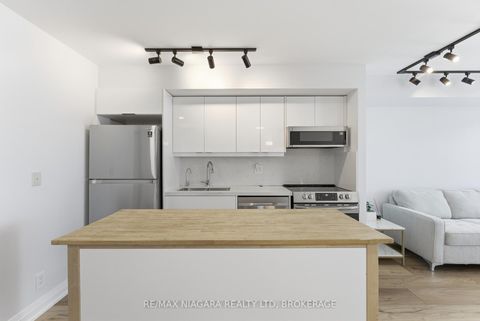 Photo 6 at 1601 - 600 Fleet Street, Niagara, Toronto