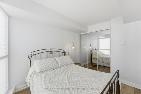 Photo 13 at 1601 - 600 Fleet Street, Niagara, Toronto