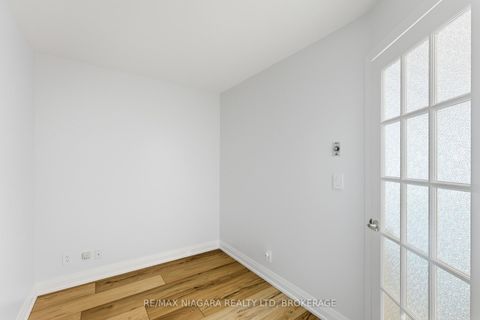 Photo 20 at 1601 - 600 Fleet Street, Niagara, Toronto