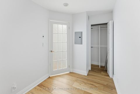 Photo 25 at 1601 - 600 Fleet Street, Niagara, Toronto