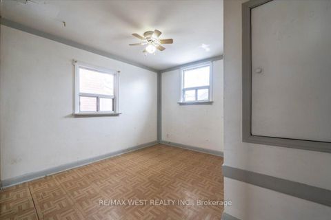 Photo 11 at 44 Seventeenth Street, New Toronto, Toronto