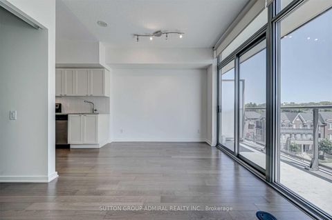 Photo 7 at 413 - 105 The Queensway Avenue, Swansea, Toronto