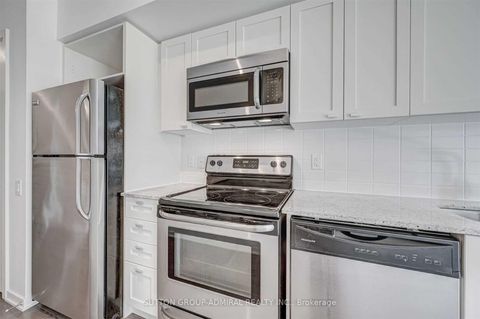 Photo 12 at 413 - 105 The Queensway Avenue, Swansea, Toronto