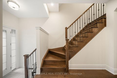 Photo 4 at 9392 Bayview Avenue, Observatory, Richmond Hill