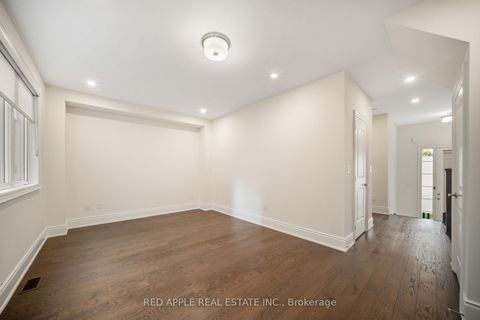 Photo 5 at 9392 Bayview Avenue, Observatory, Richmond Hill