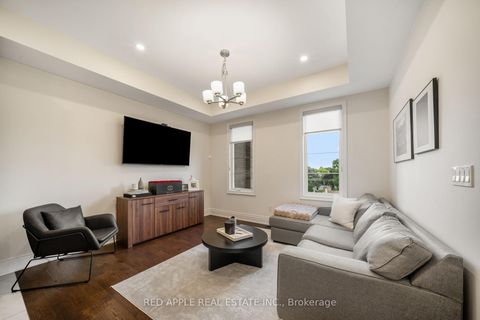 Photo 13 at 9392 Bayview Avenue, Observatory, Richmond Hill