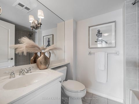 Photo 13 at 327 - 205 The Donway W, Don Mills, Toronto