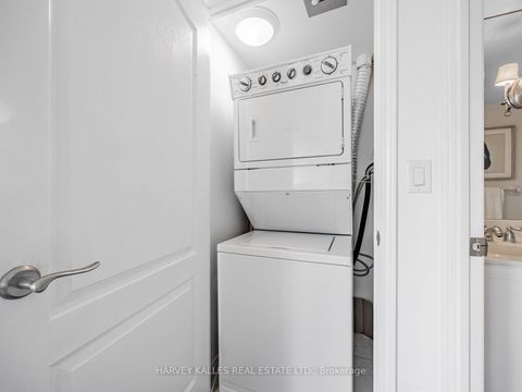 Photo 16 at 327 - 205 The Donway W, Don Mills, Toronto