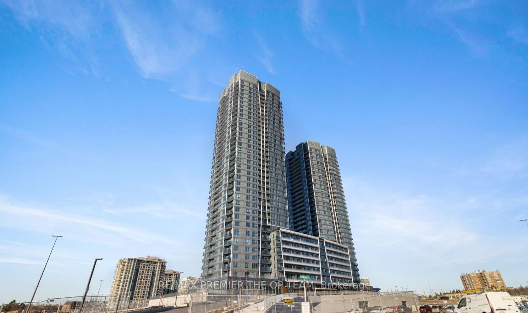 403 - 30 Upper Mall Way, Brownridge, Vaughan photo number 2