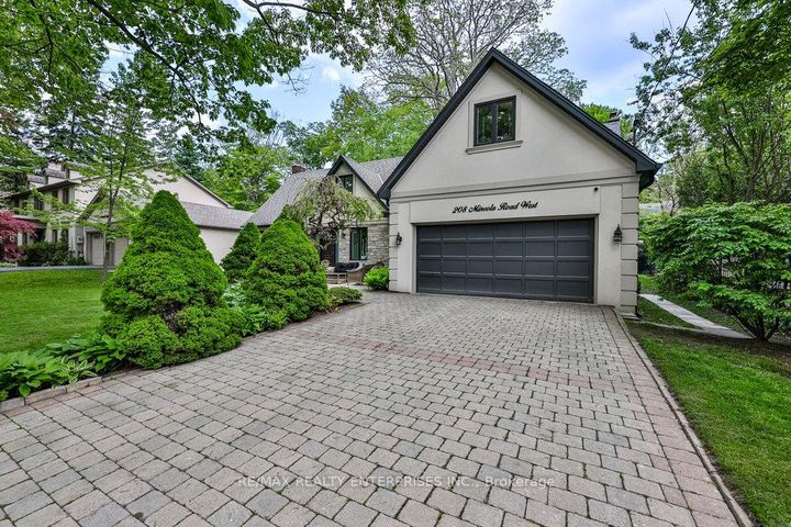 Photo 4 at 208 Mineola Road W, Mineola, Mississauga