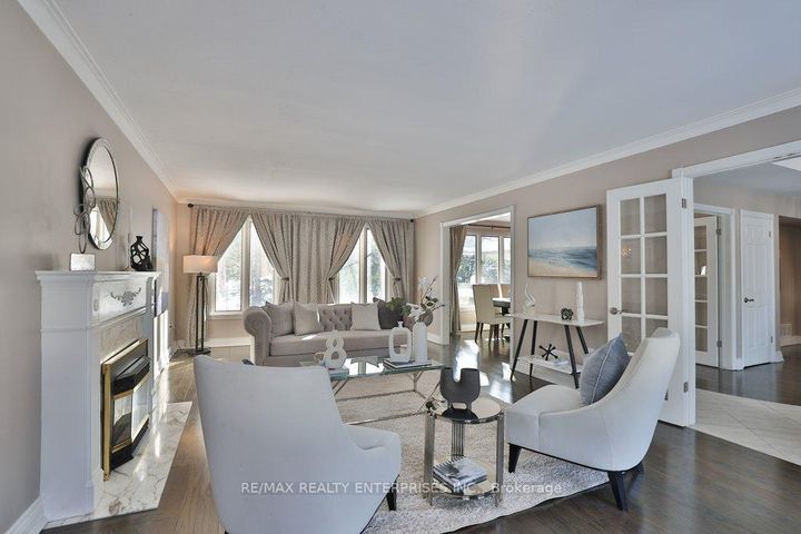 Photo 10 at 208 Mineola Road W, Mineola, Mississauga