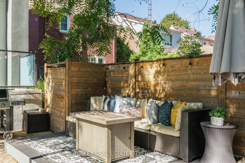 Photo 43 at 23 White Birch Road, Cliffside, Toronto