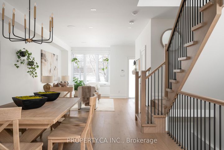 Photo 5 at 15 Marilyn Crescent, Parkview, Toronto