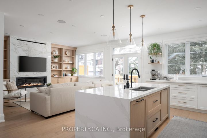 Photo 12 at 15 Marilyn Crescent, Parkview, Toronto