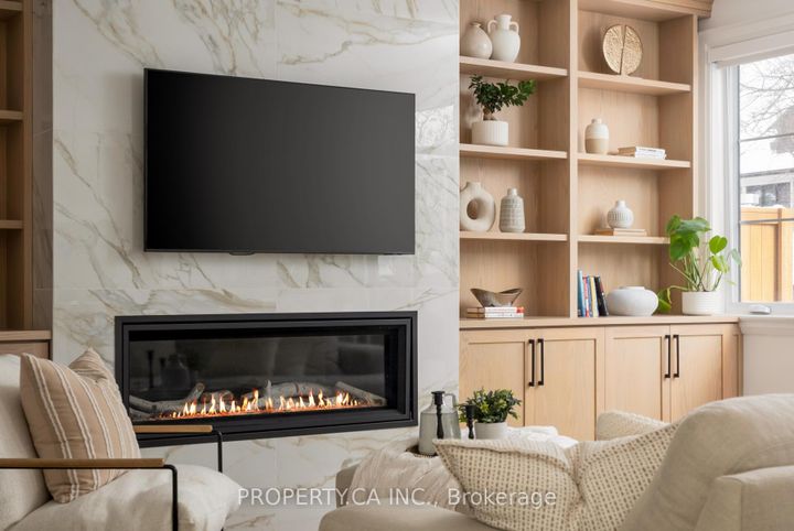 Photo 15 at 15 Marilyn Crescent, Parkview, Toronto