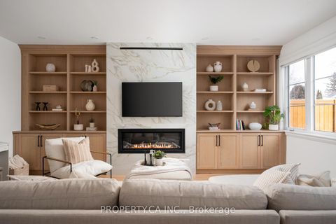 Photo 13 at 15 Marilyn Crescent, Parkview, Toronto