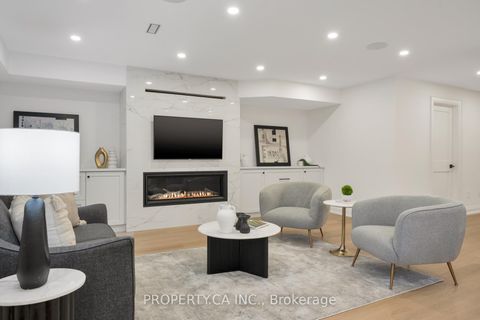 Photo 34 at 15 Marilyn Crescent, Parkview, Toronto