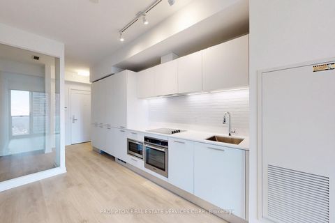 Photo 5 at 2812 - 3 Gloucester Street, Yonge Corridor, Toronto