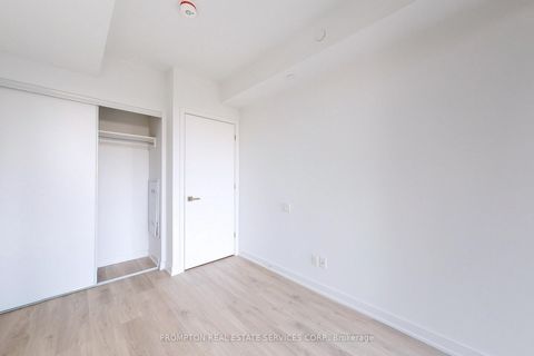 Photo 9 at 2812 - 3 Gloucester Street, Yonge Corridor, Toronto