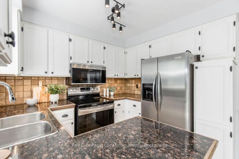 Photo 13 at 10 BARWICK Drive, West Bayfield, Barrie