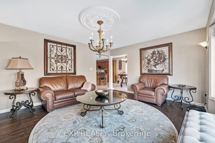Photo 11 at 166 Worthington Avenue, Oak Ridges Lake Wilcox, Richmond Hill